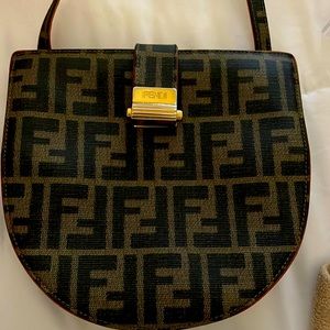 Authentic -  Fendi crossbody vintage